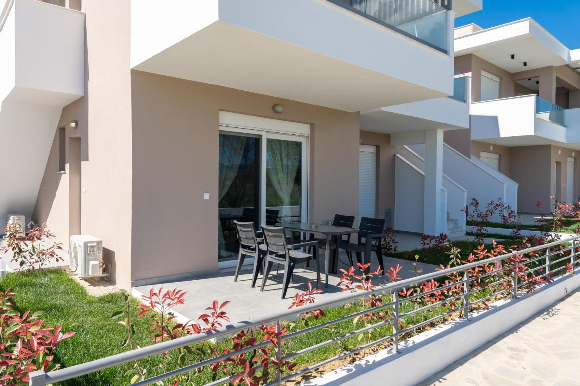 Iro Residential Complex Apartment Кавала Екстериор снимка